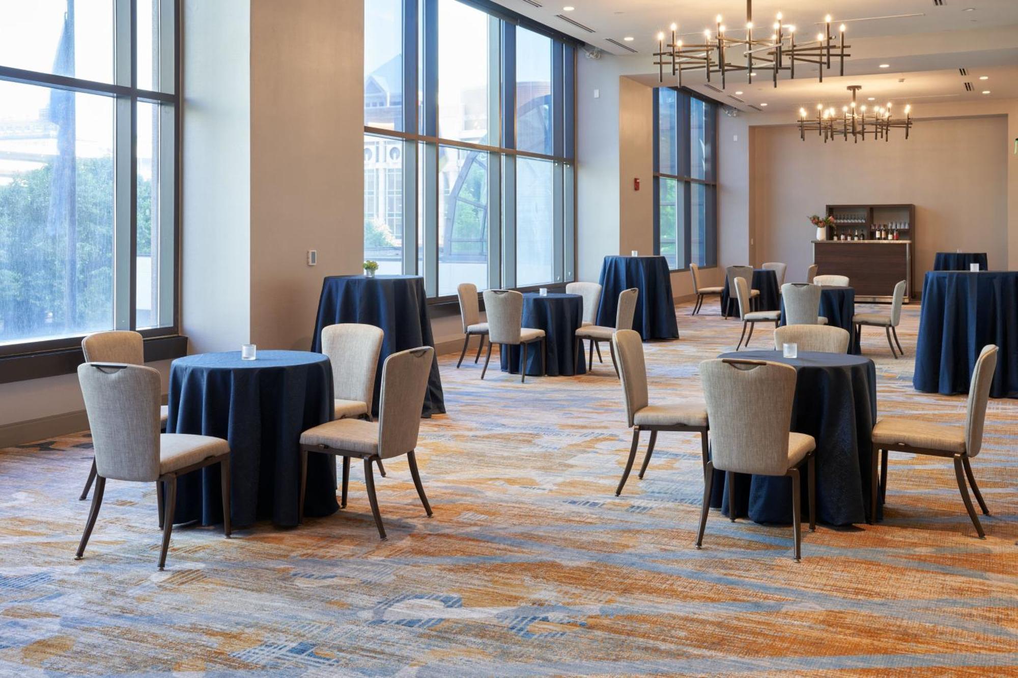 Отель The Westin Индианаполис Экстерьер фото