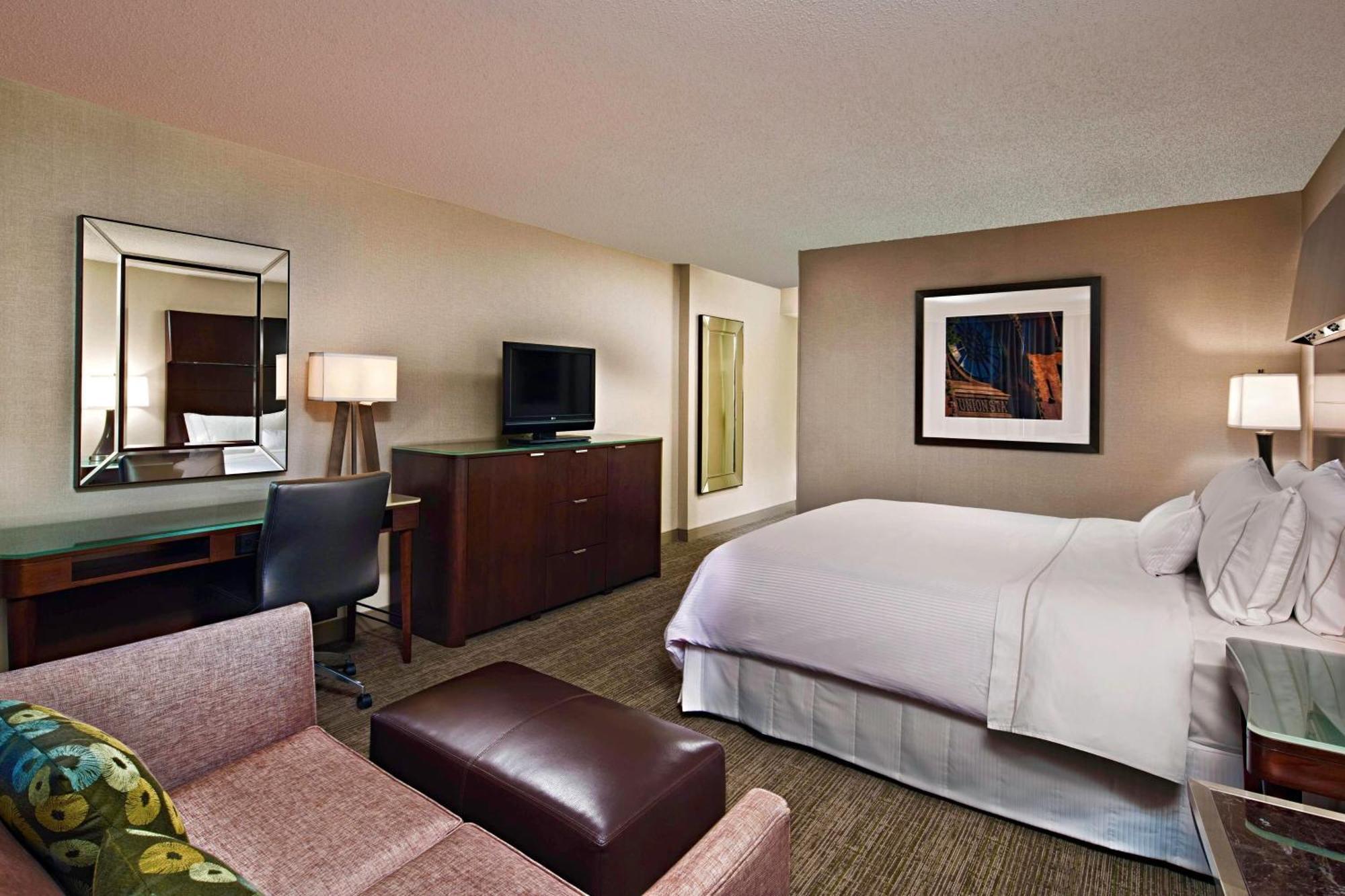 Отель The Westin Индианаполис Экстерьер фото